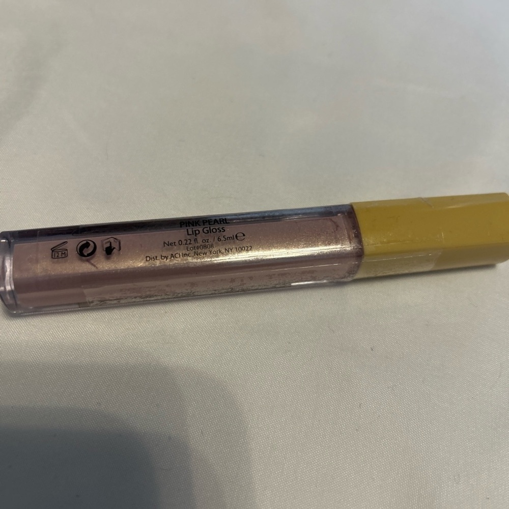 READY TO WEAR LUREX LIPS LIPGLOSS COLOR Pink Pearl FULL SIZE NEW